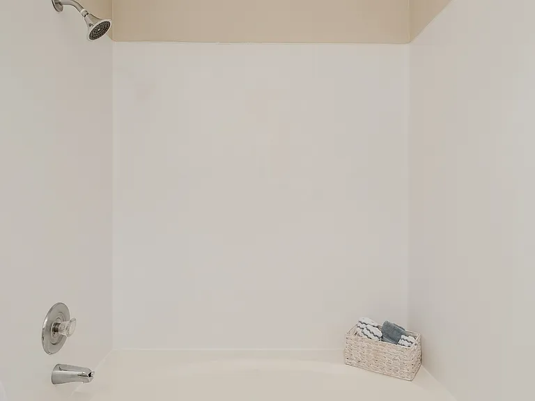 78_loft bathroom
