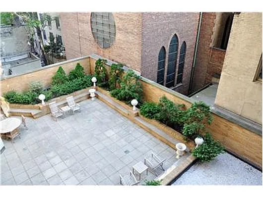 Rented by Douglas Elliman | media 34