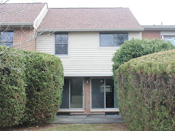 4th image of 3733 Old Creek Rd