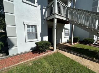 2504 Avent Ferry Rd APT 103, Raleigh, NC 27606