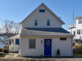 290 Riverside Dr, Tiverton, RI 02878