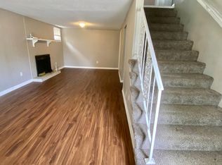 7131 NW Berkley Dr, Kansas City, MO 64152