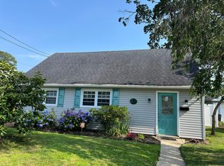 12 Florida Ave, Copiague, NY 11726