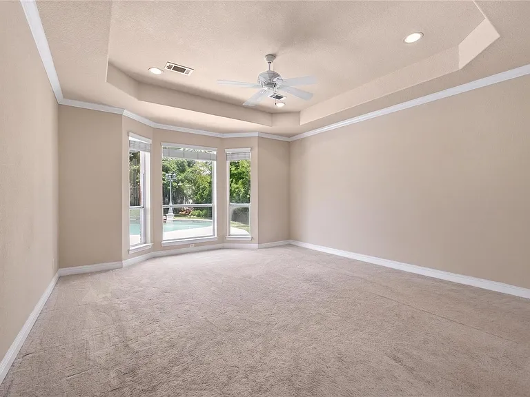 1722 Parklake Vlg — Photo 7