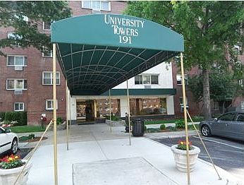 2nd image of 191 Willoughby St APT 2H