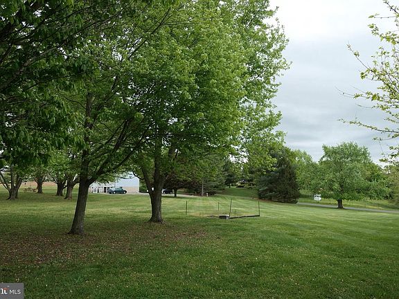 3rd image of 2104 Leroy Dr