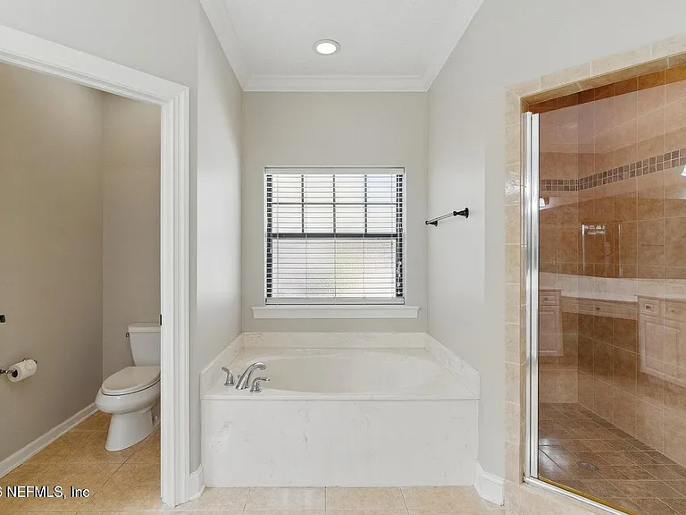 5105 Foliage Way — Photo 13