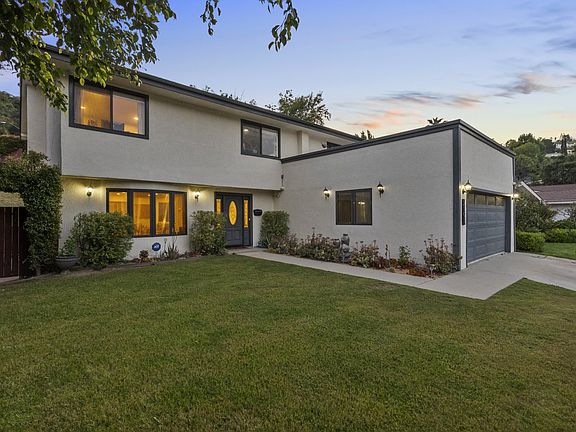2nd image of 2101 Ashington Dr