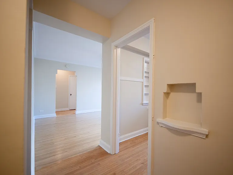 250 Broadway Ave #2 — Photo 22