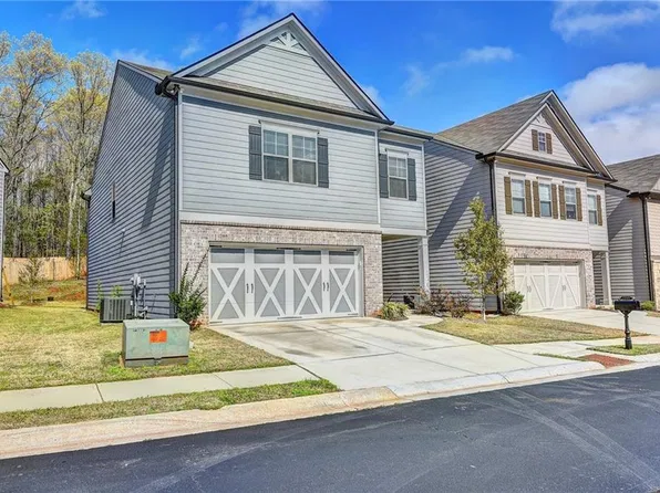 2245 Black Pebble Cir, Buford, GA 30519