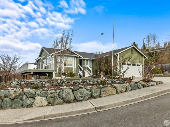 6811 54th Place NE, Marysville, WA 98270