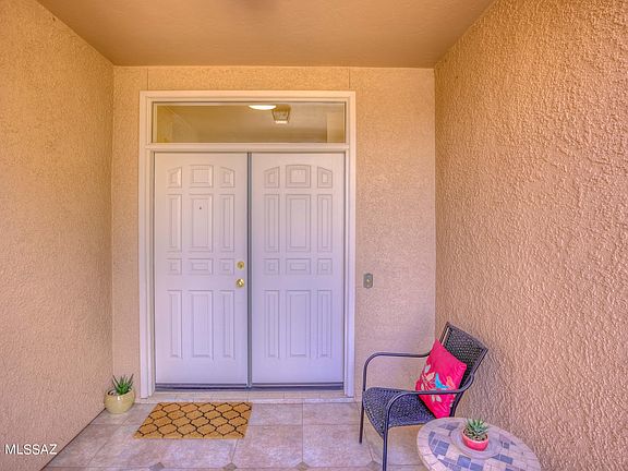 5th image of 327 N Cobalt Dr