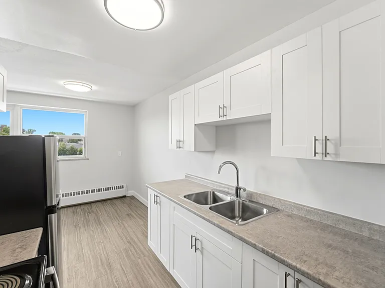 85 Willow Rd — Photo 15