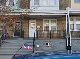 954 Carver St, Philadelphia, PA