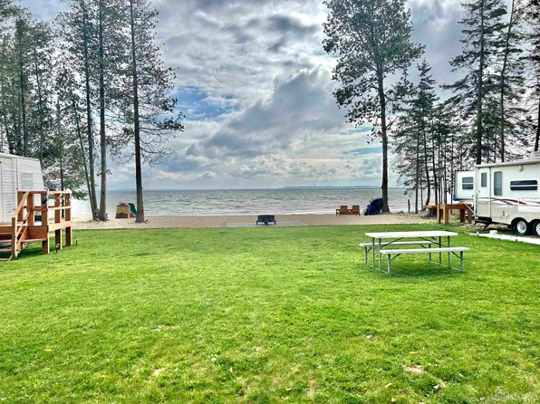 5656 Juniper Aa Ln, Rapid River, MI 49878