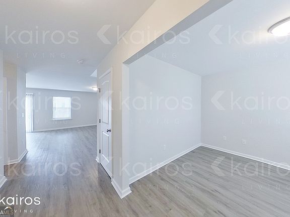 2nd image of 15 Duluth Dr
