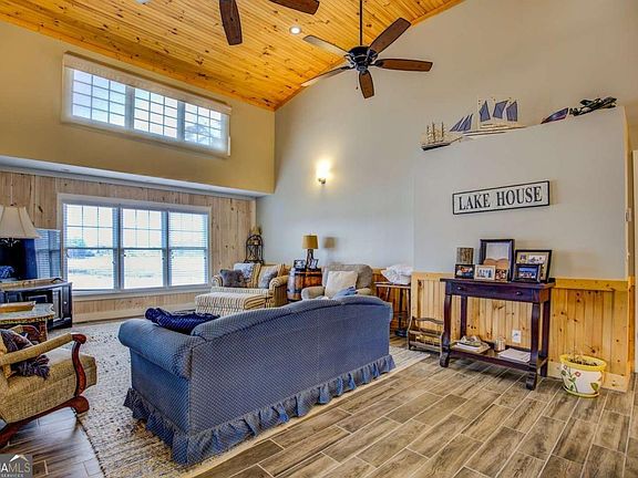 30th image of this home