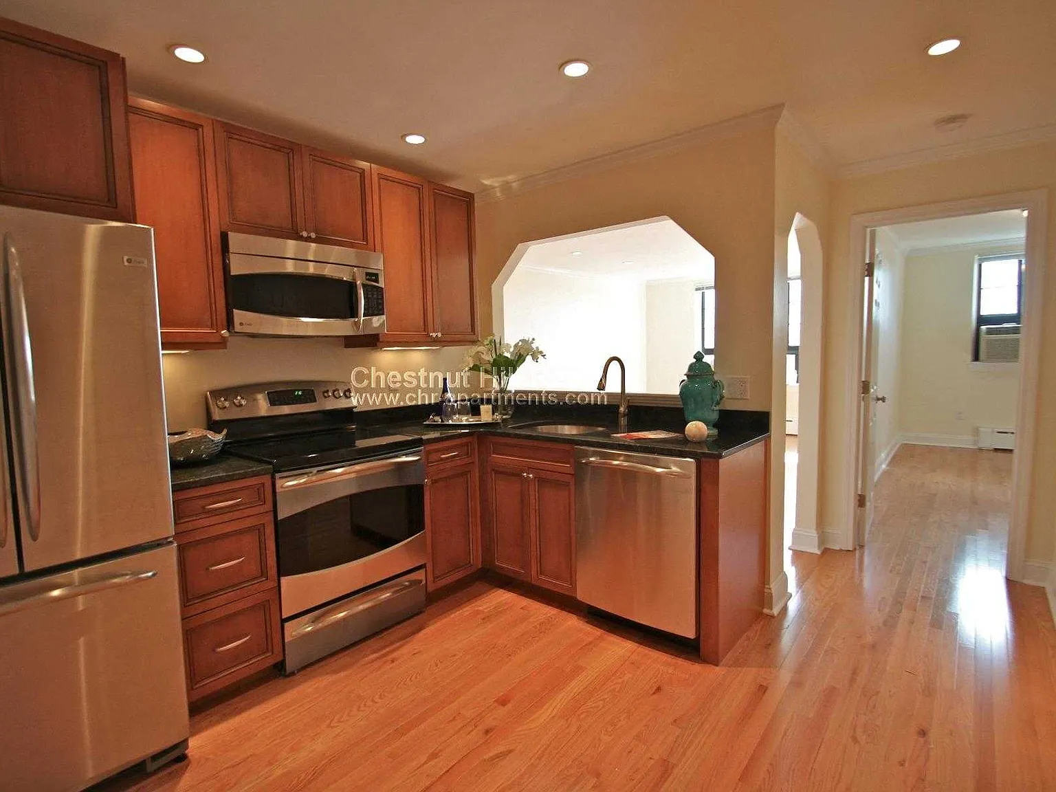 2 bed, $5,795 — Photo 2