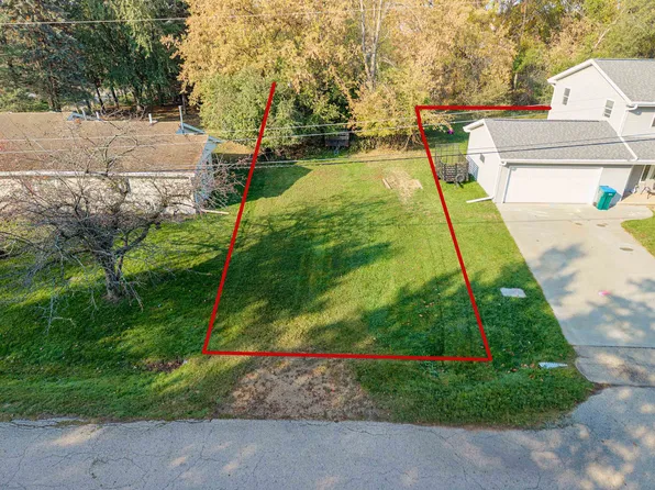 S Timmers Ln, Appleton, WI 54914