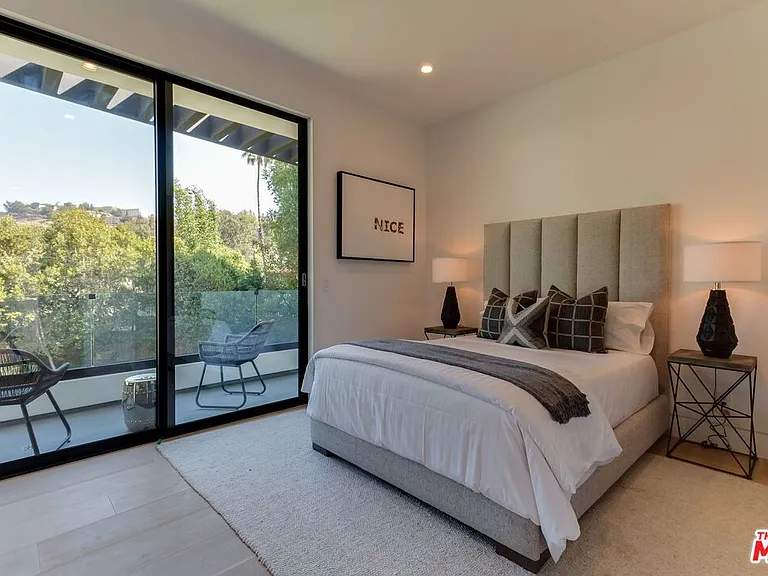 12119 Travis St — Photo 14