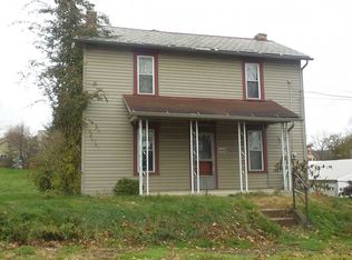 46808 Taylor St, New Waterford, OH 44445