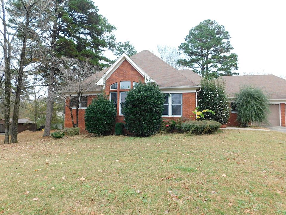1st image of 108 Lakeshore Dr