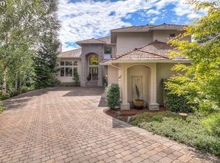 3903 Edgewood Ct, West Linn, OR 97068