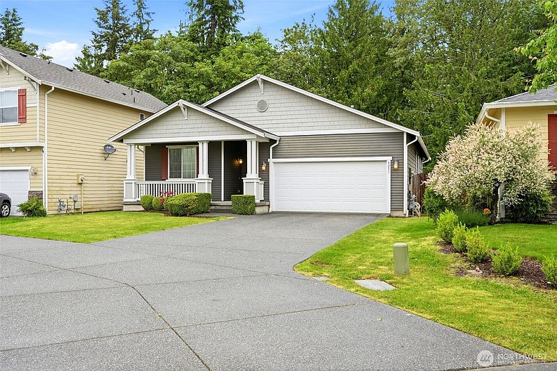 3rd image of 8231 81st Drive NE