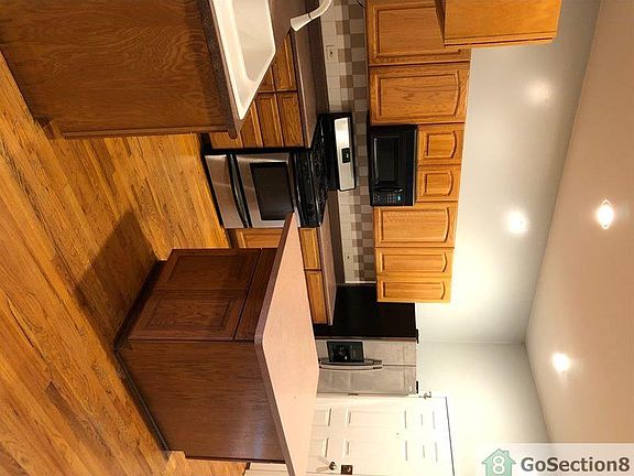 2nd image of 3547 S King Dr #1