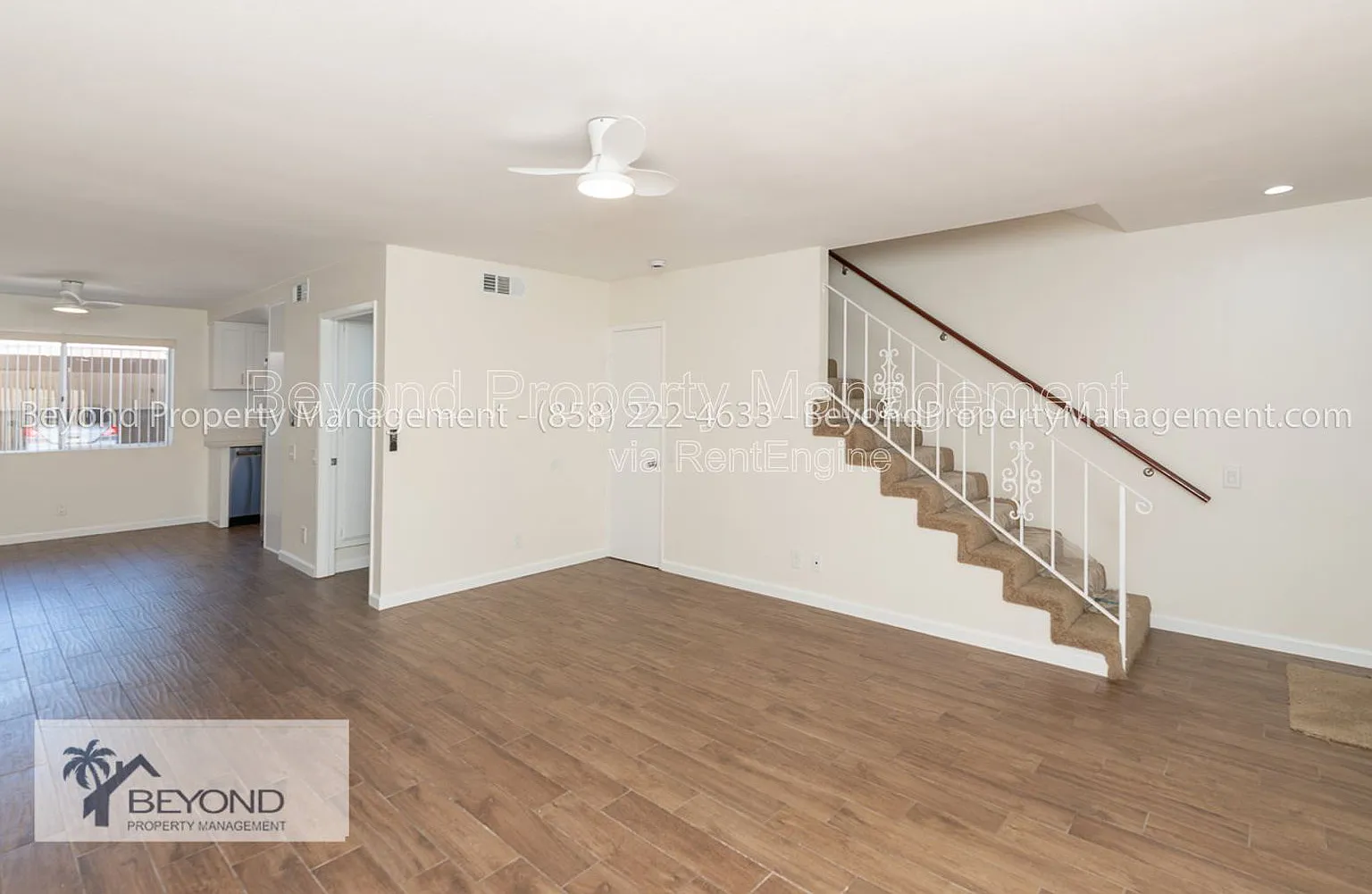 2 bed, 1.5 bath, 1054 sqft, $2,588 — Photo 2