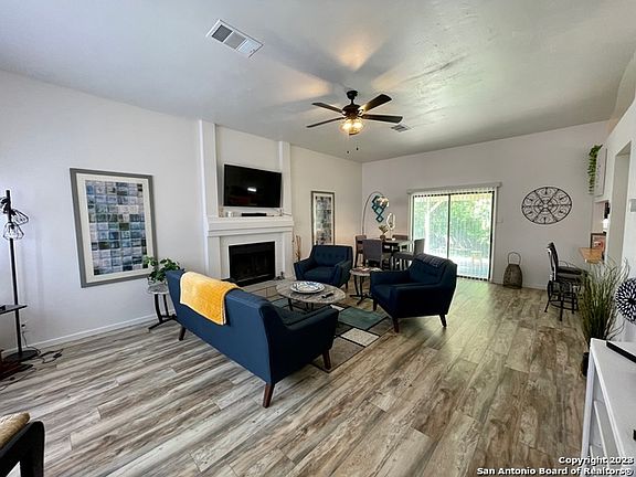 4th image of 6111 Quail Feather Ln