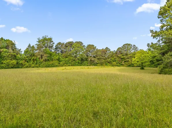 5513 Old Hunter Rd, Ooltewah, TN 37363