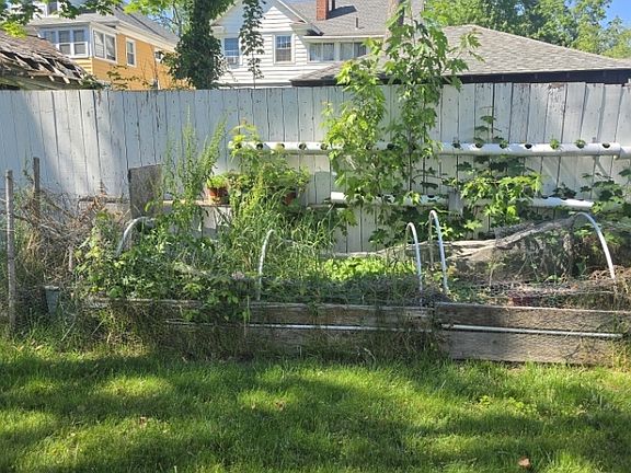3rd image of 197 Ridgefield Street