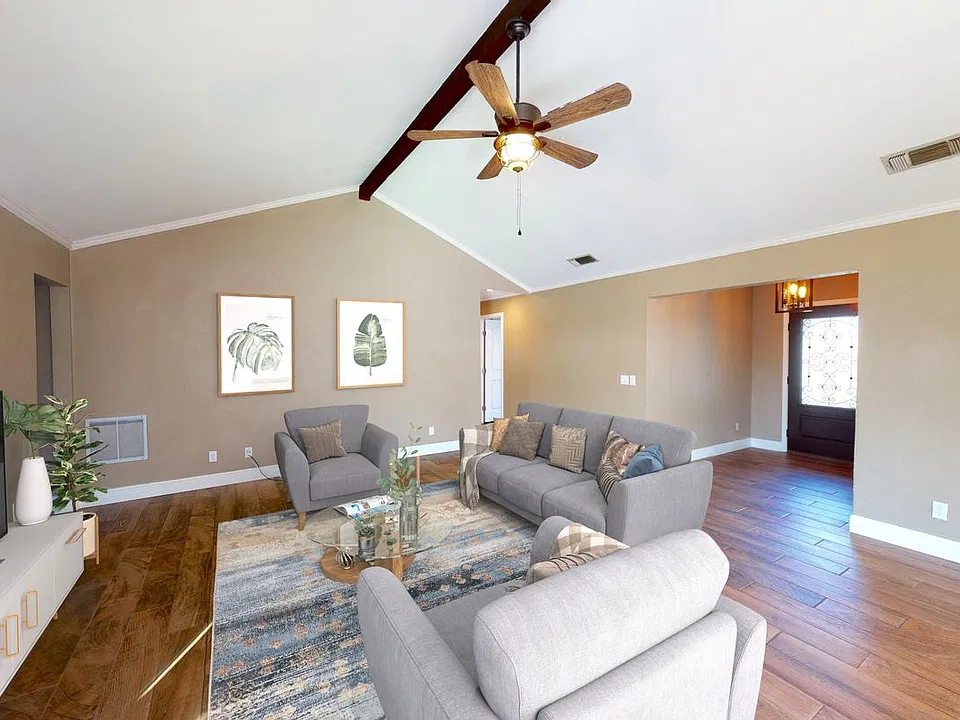 204 Monaco Dr