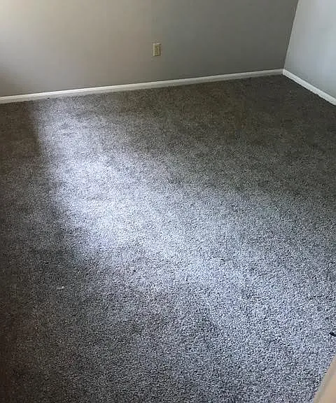 127 N Crest Dr — Photo 4