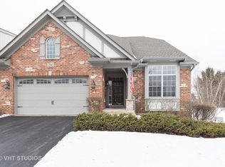 1290 Stonebriar Ct, Naperville, IL 60540