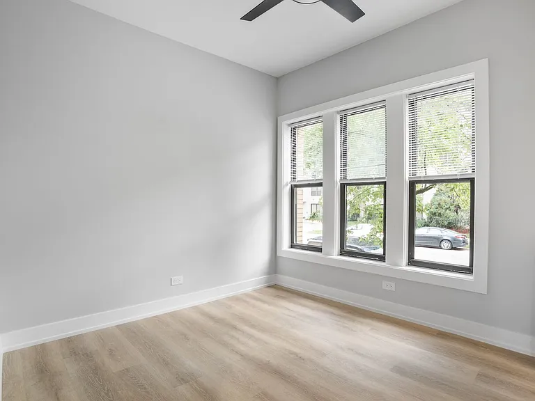1239 W Morse Ave #3 — Photo 6