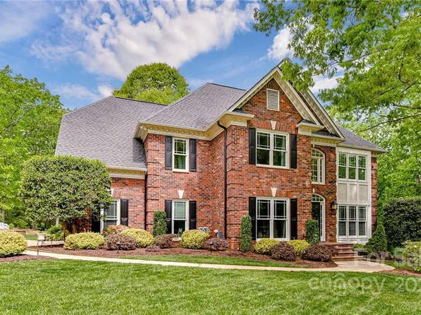 4121 Ribble Ct, Charlotte, NC 28215