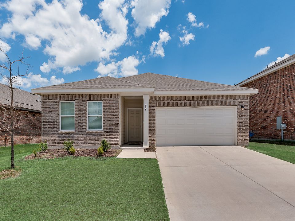 1st image of 786 Camden Dr