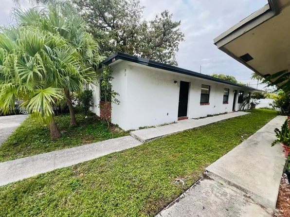 19-21 SE 4th Ter, Dania, FL 33004