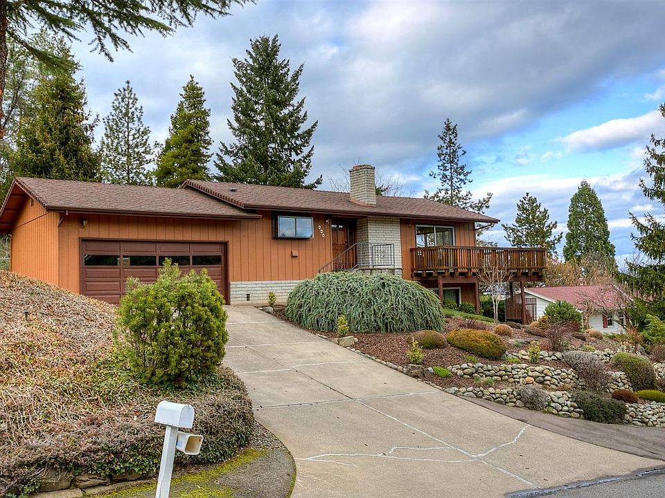 1st image of 230 Coachman Dr