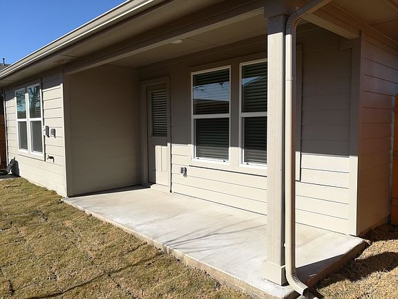 4th image of 368 Euclid Ln