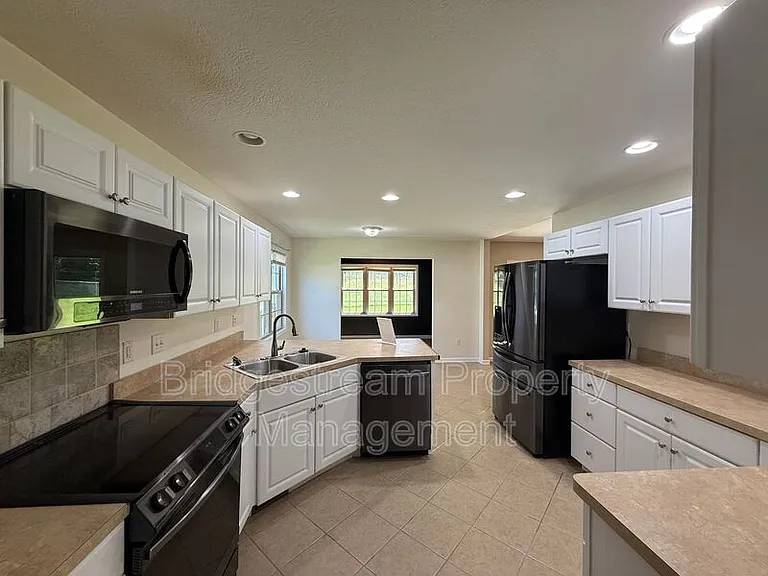 6844 Union Rd — Photo 11