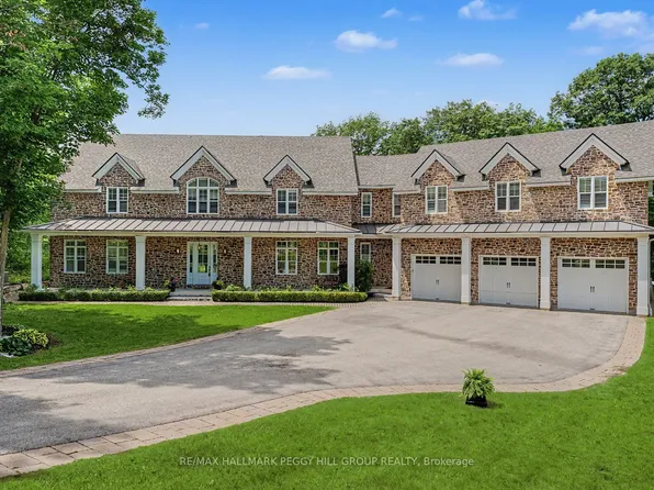 16 Heron Blvd, Springwater, ON L9X 0J1