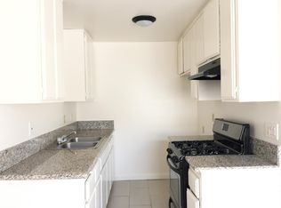 1631 W 224th St APT 11, Torrance, CA 90501