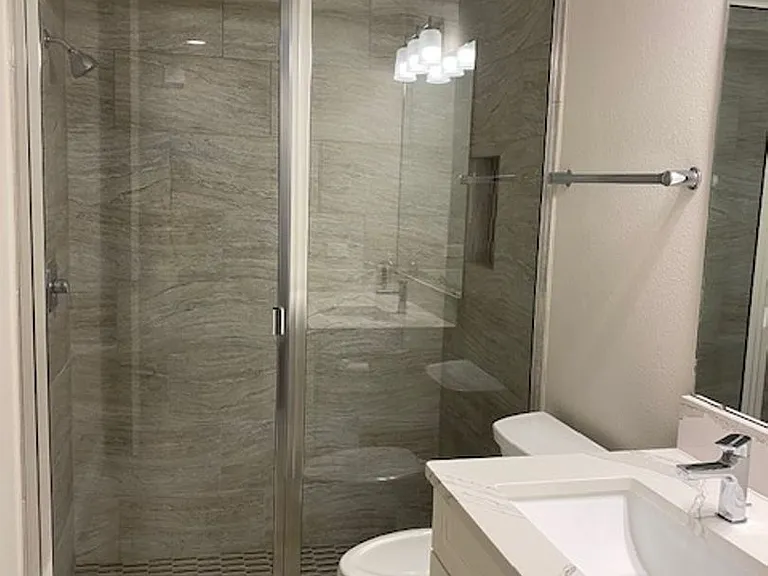 3215 W De Leon St #5 — Photo 12