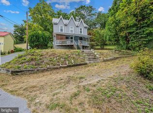 137 Hageman St, Berkeley Springs, WV 25411