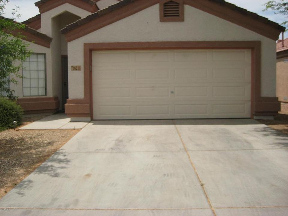 1st image of 16211 W Caribbean Ln