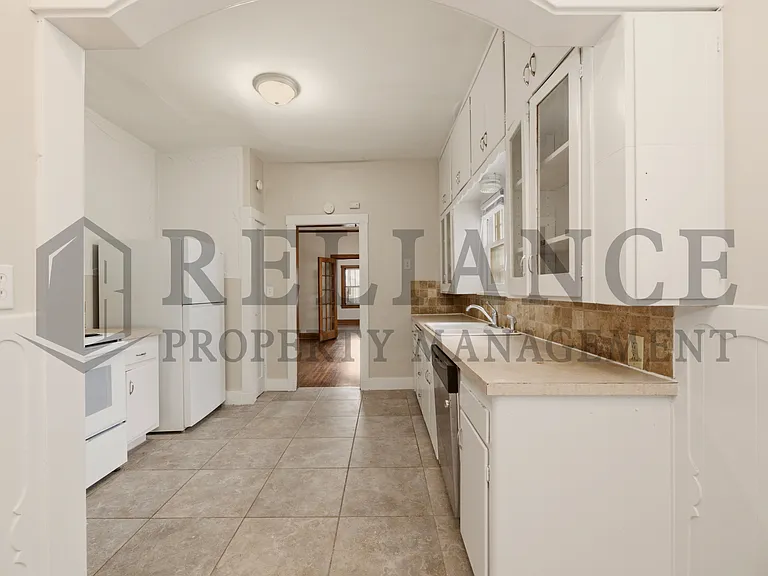 525 S Chautauqua Ave — Photo 35
