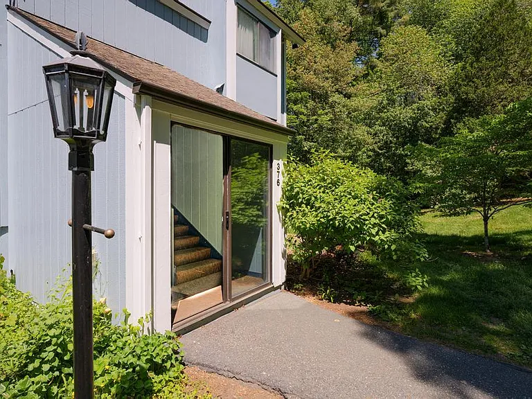 376 Great Rd #15 — Photo 4